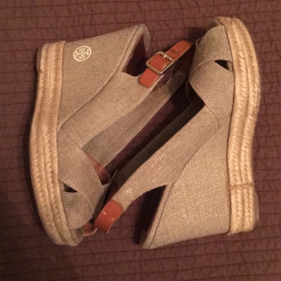 Tory Burch sling back wedges - Picture 2 of 4
